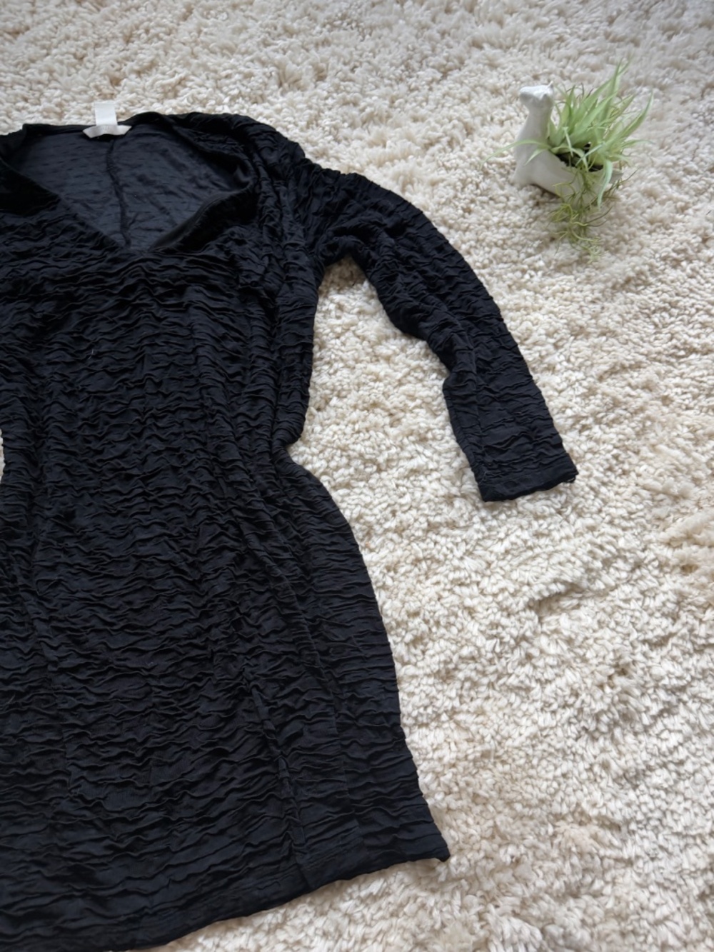 Slim-fitting mini H&M Black Textured evening going out date V-Neck Long-Sleeve M - Picture 3 of 7